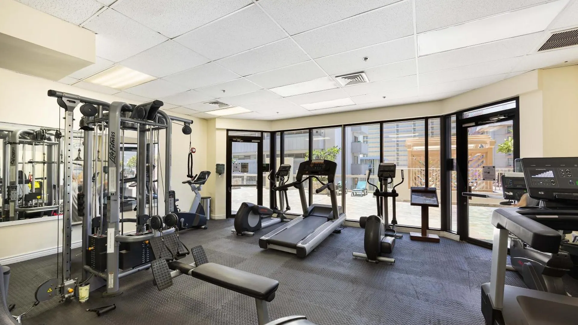Freshly Renovated Studio With Iconic Diamond Head Views! Гонолулу 0*,  США